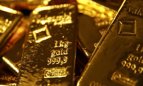 Gold rallies to over 7-year peak as virus sparks recession fears