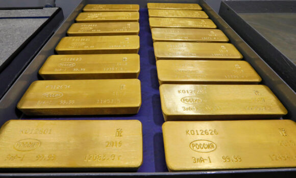 Gold suffers pricing issues as coronavirus shuts down supply sources